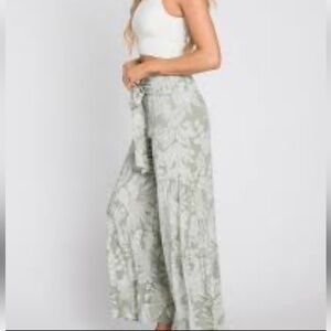 Floral wide leg pants green white 10